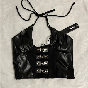 Fashion Nova Black Sleeveless Crop Top